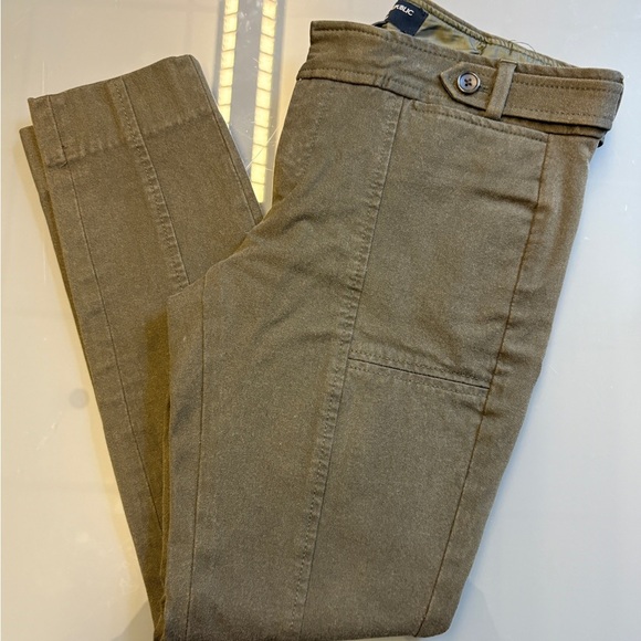 Banana Republic Curvy Slim Mid-Rise Slim Ankle Pants Olive Green women's size XS - Picture 3 of 11